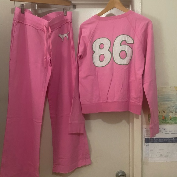 Victoria's Secret PINK Victoria's Secret Pink Lounge Set - Picture 3 of 9